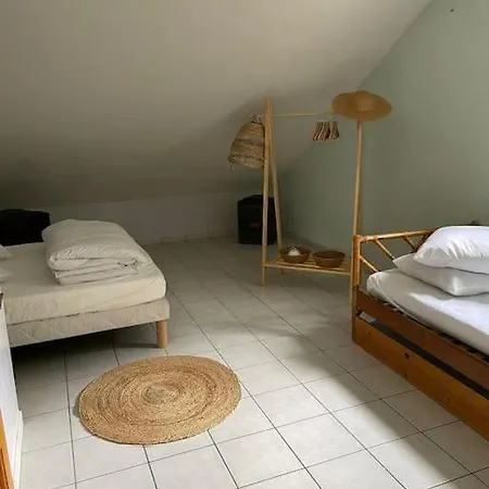 Maison Avec Jardin L'autour