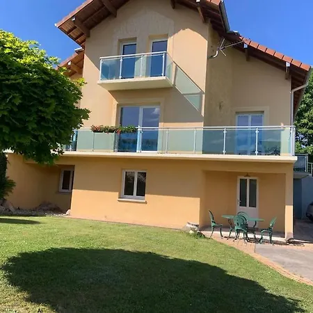 Maison Avec Jardin L'autour Holiday home *