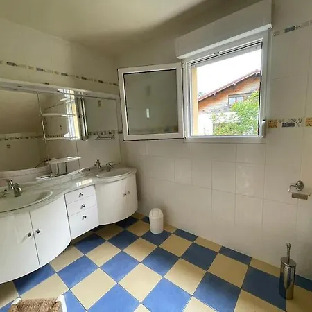 Maison Avec Jardin L'autour *