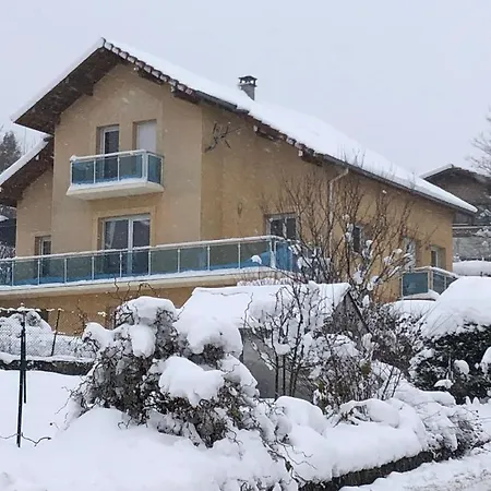 Maison Avec Jardin L'autour