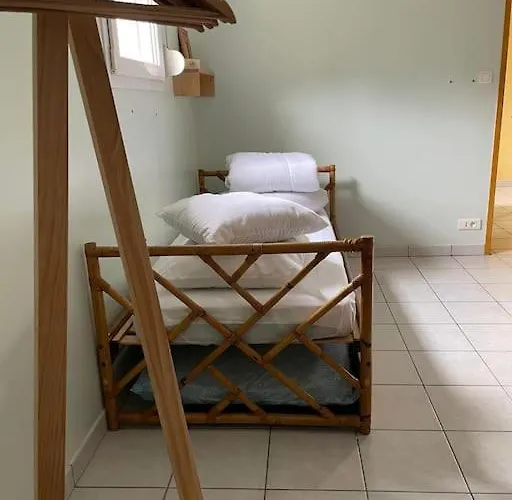 Holiday home Maison Avec Jardin L'autour *