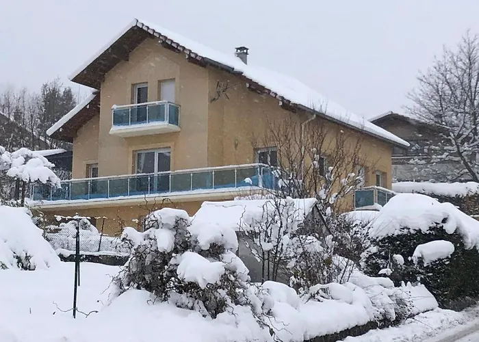 Maison Avec Jardin L'autour